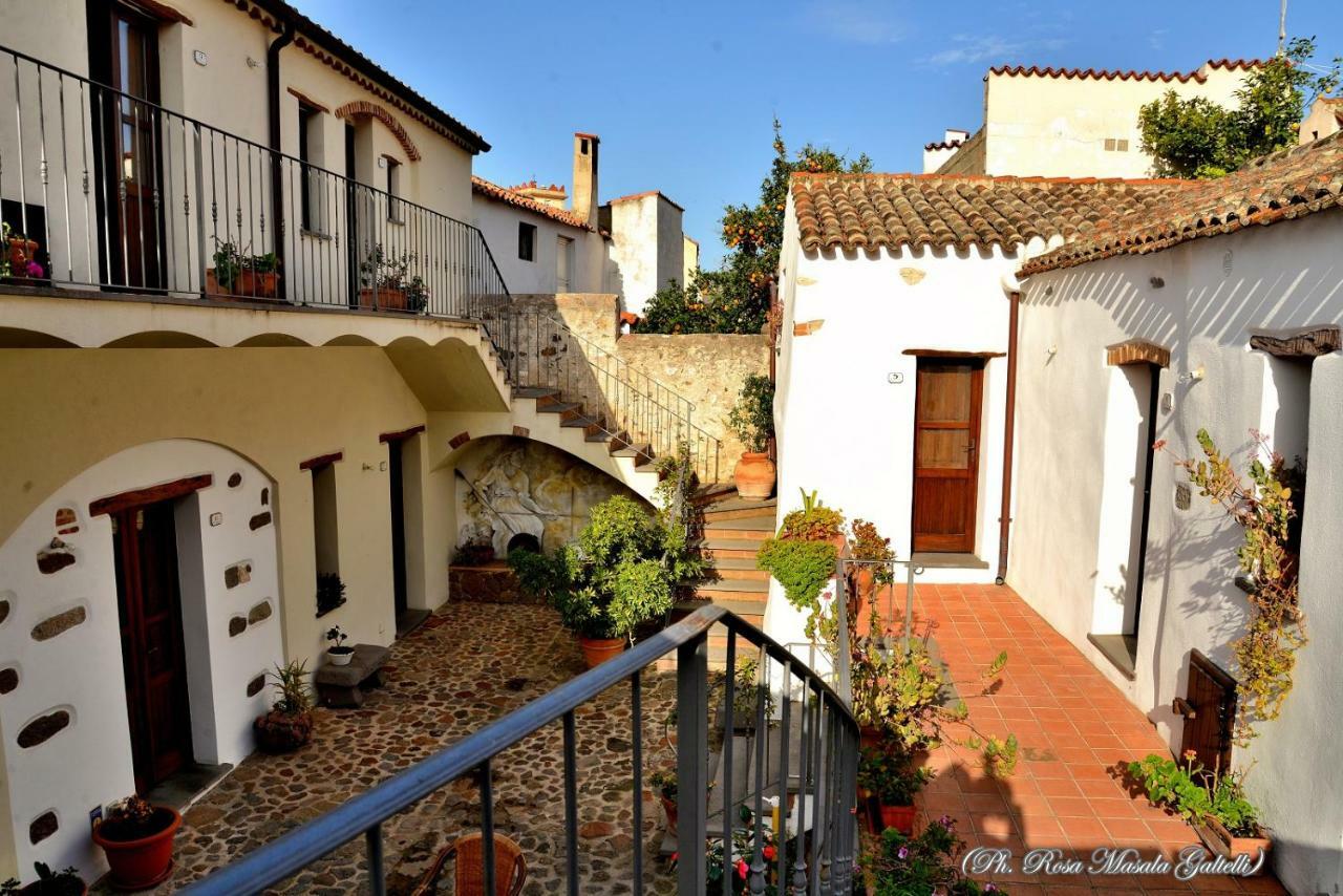 Antico Borgo Hotel Galtelli Exterior photo